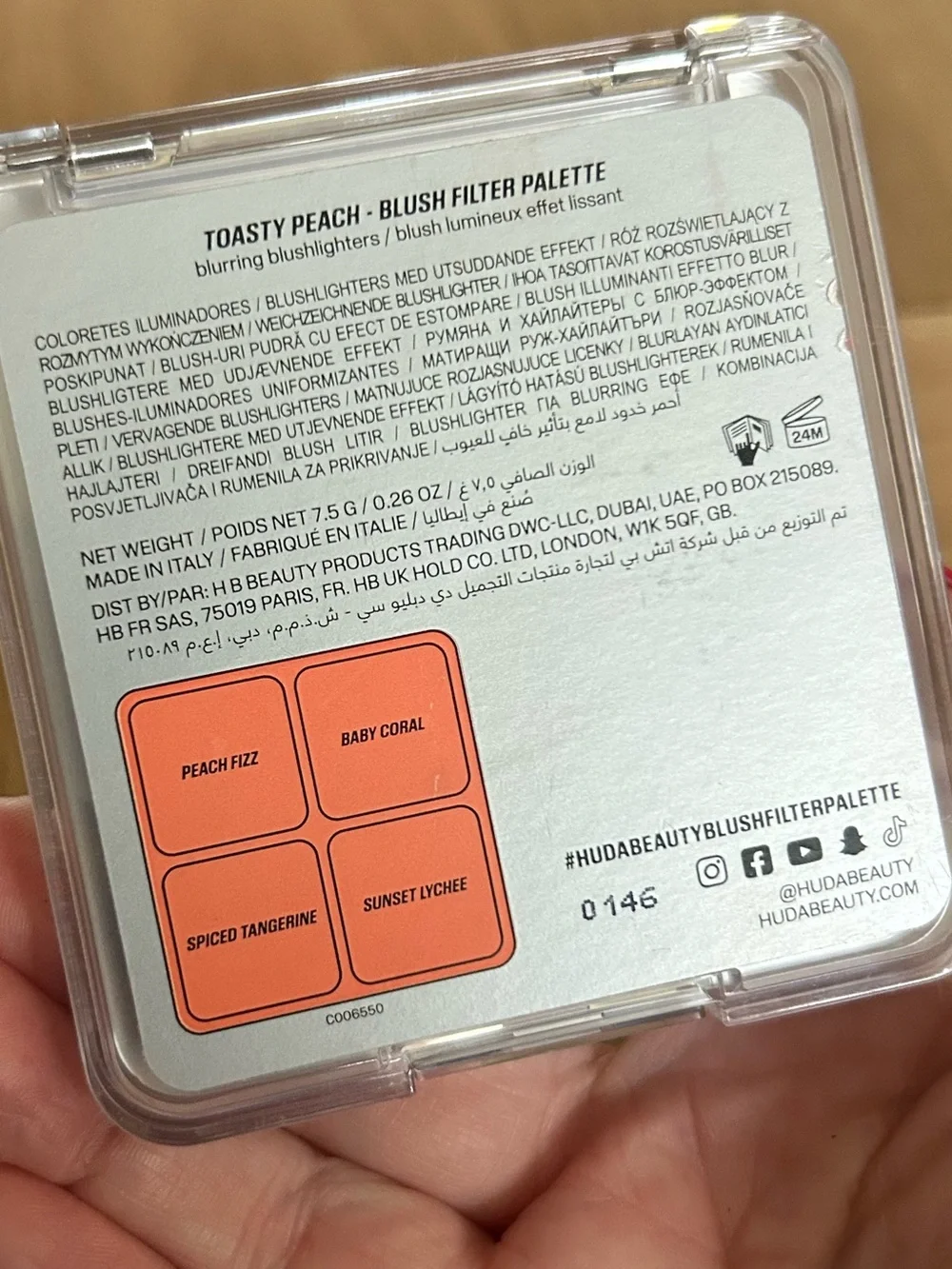 New Huda Beauty Blush Filter Blurring Blushlighters Palette Toasty Peach